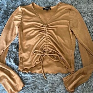 Ruched tie front long sleeve tee L crop top lettuce edge v-neck electrica NEW